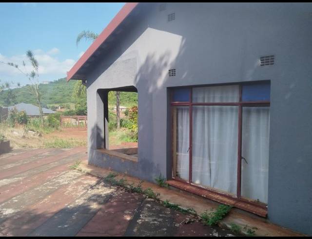 4 BEDROOM HOUSE FOR SALE IN LWAMONDO